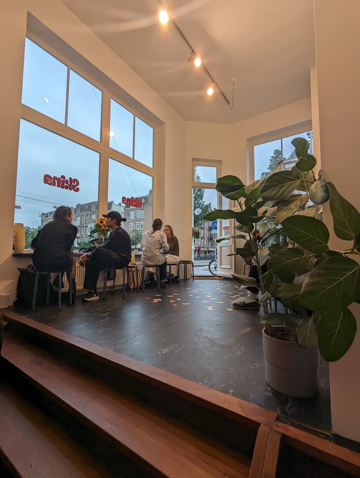 Skina - specialty coffee shop in Amsterdam