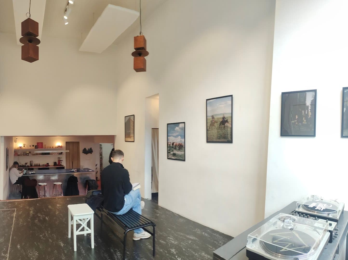 Skina specialty coffee shop in Amsterdam - photo 8