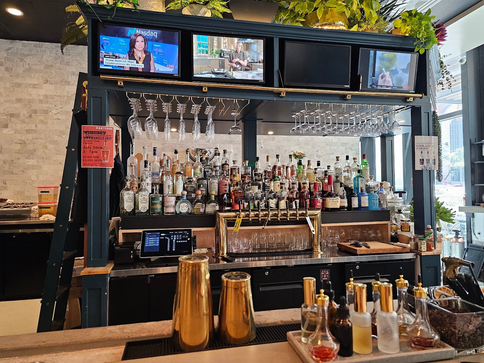 Parterre - specialty coffee shop in Dallas Downtown Historic District