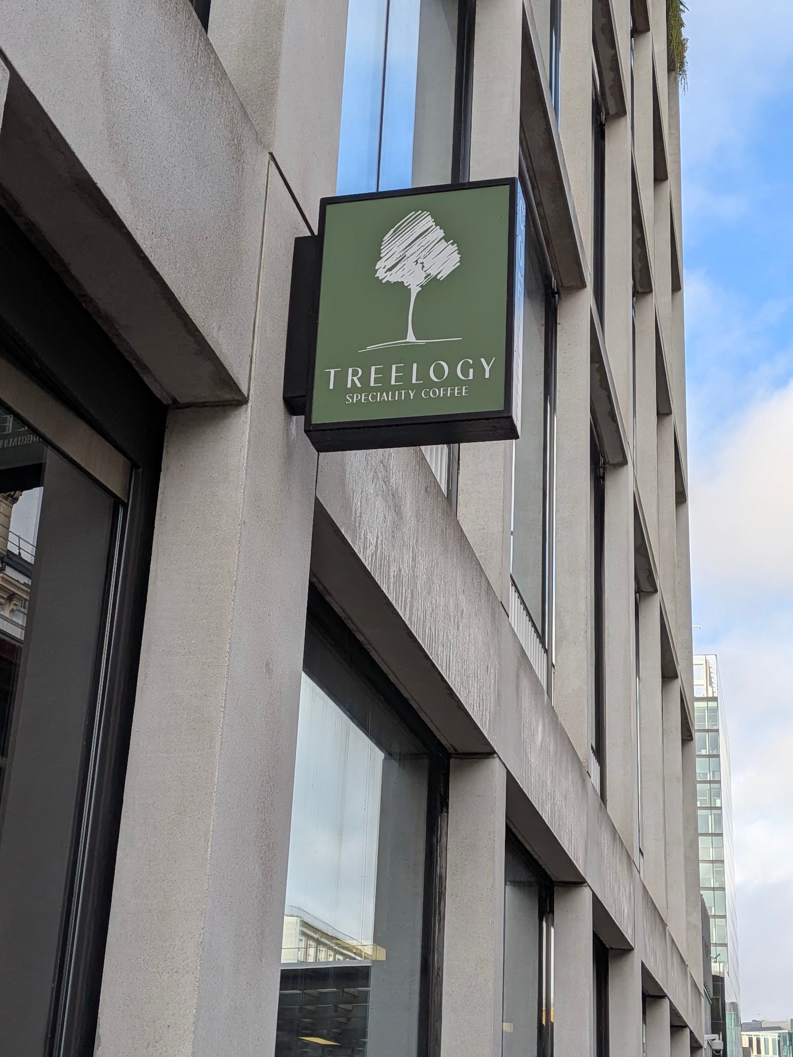 Signage at Treelogy Speciality Coffee Paddington, specialty coffee shop in London