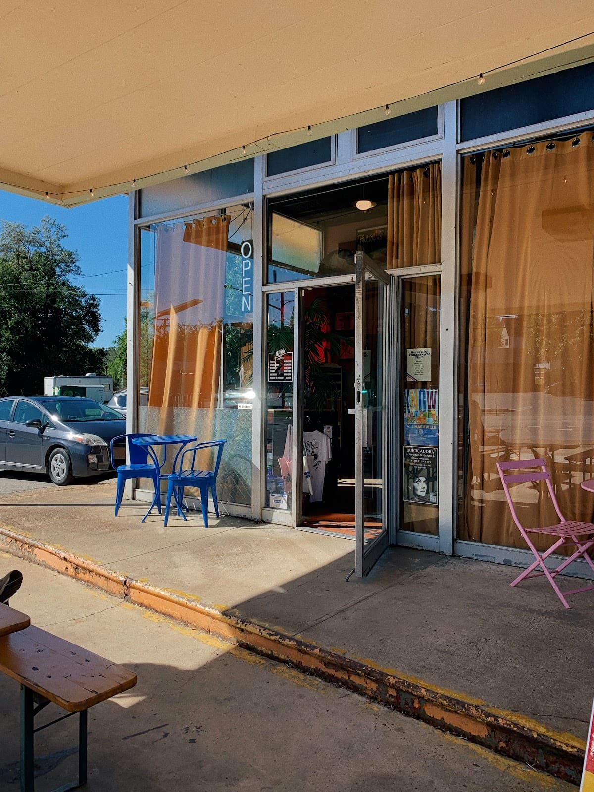 Weak Coffee - specialty coffee shop in Rosebank