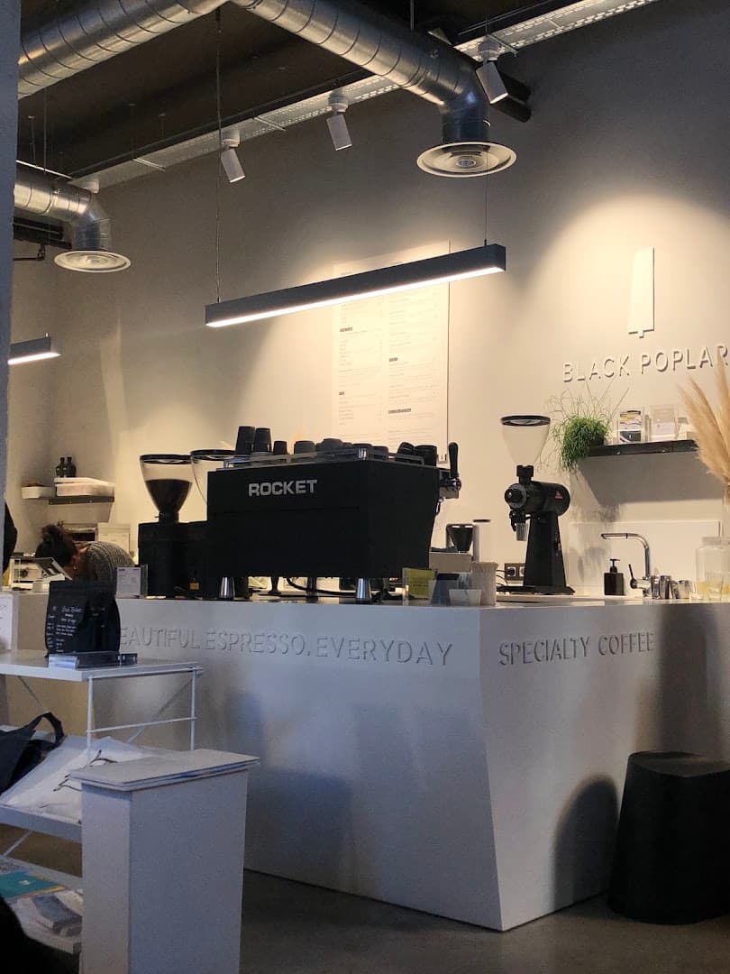 Black Poplar Espresso — specialty coffee in Madrid