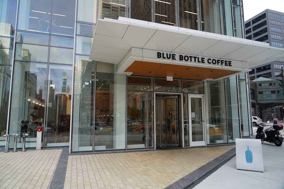 Blue Bottle Coffee - specialty coffee shop in River North