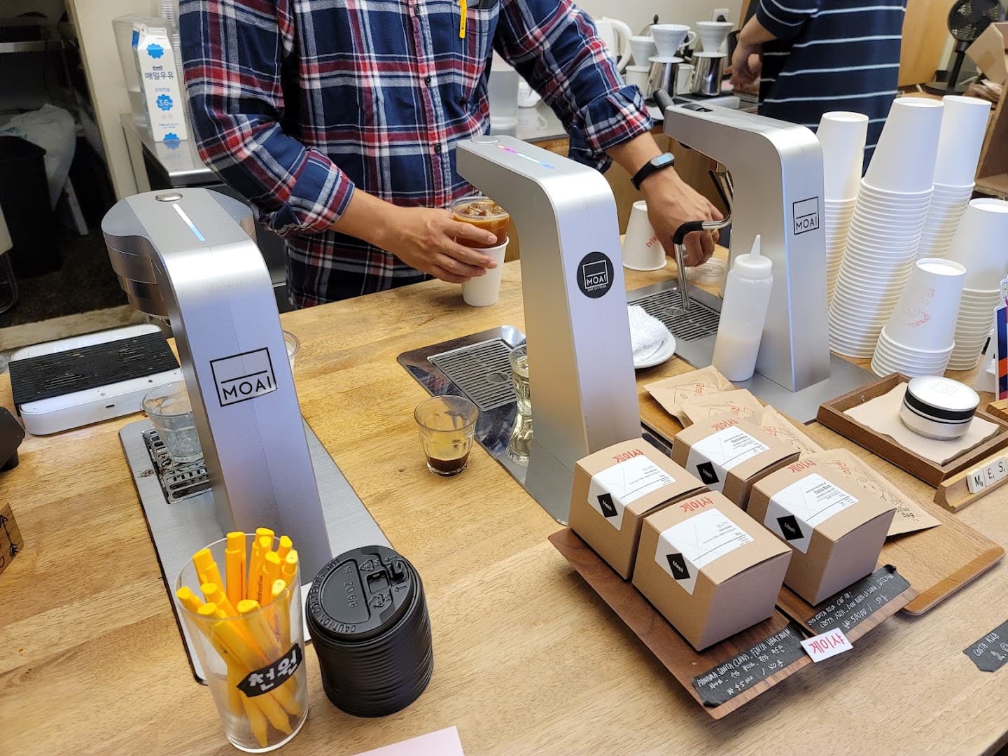 Mesh Coffee - specialty coffee shop in Seoul