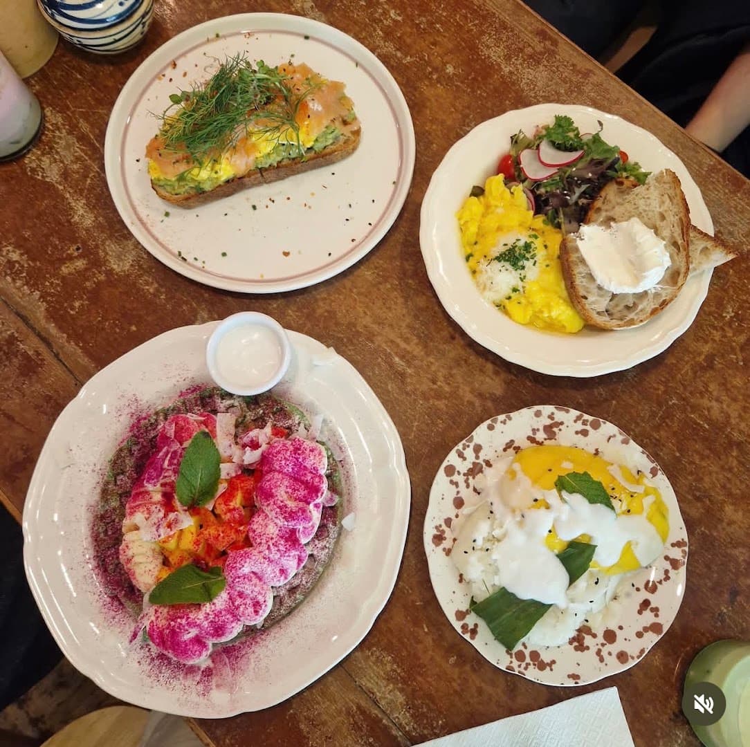 ô-mai Coffee & Brunch - specialty coffee shop in Prague