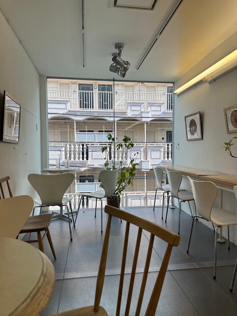 Café Façon Roaster Atelier - specialty coffee shop in Tokyo