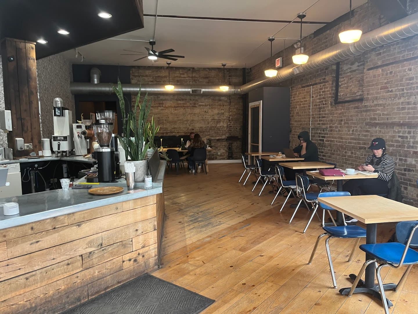 Gaslight Coffee Roasters specialty coffee shop in Chicago - photo 16