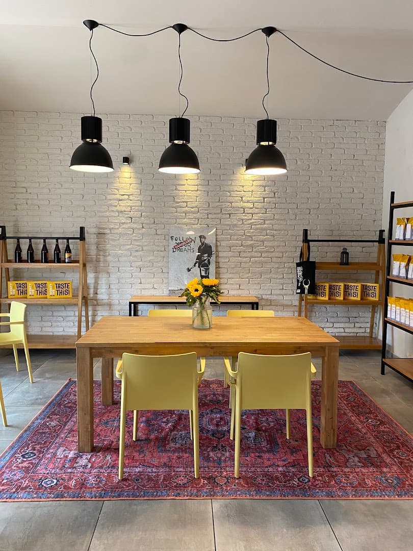 Interior of DISTRICT 25 | specialty coffee & wine, specialty coffee shop in Prague