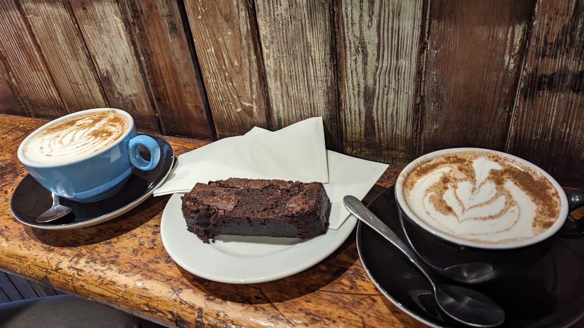 Coffee at Wellington Coffee, specialty coffee shop in Edinburgh