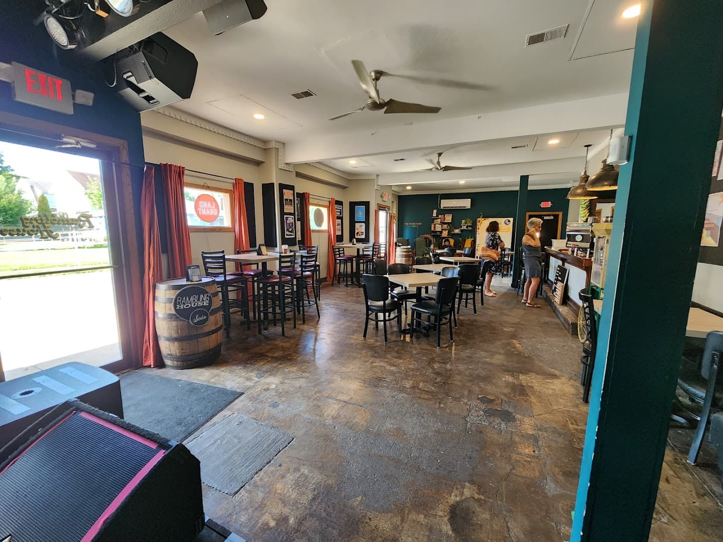 Honey Cup Coffee Company - specialty coffee shop in Columbus