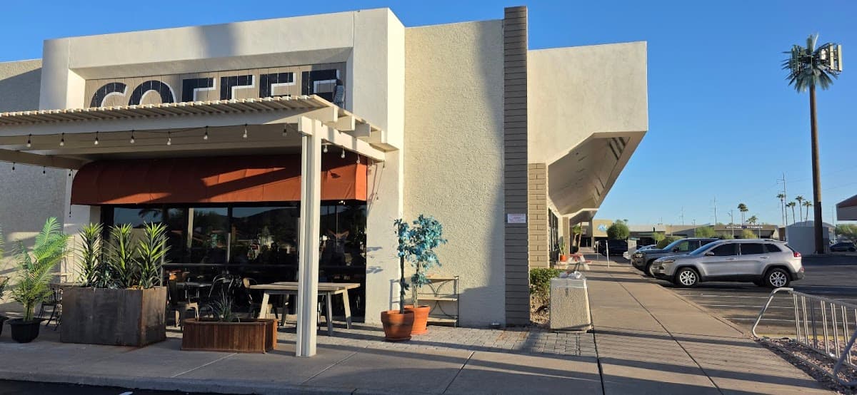 Serafina Coffee Roasters specialty coffee shop in Phoenix - photo 5