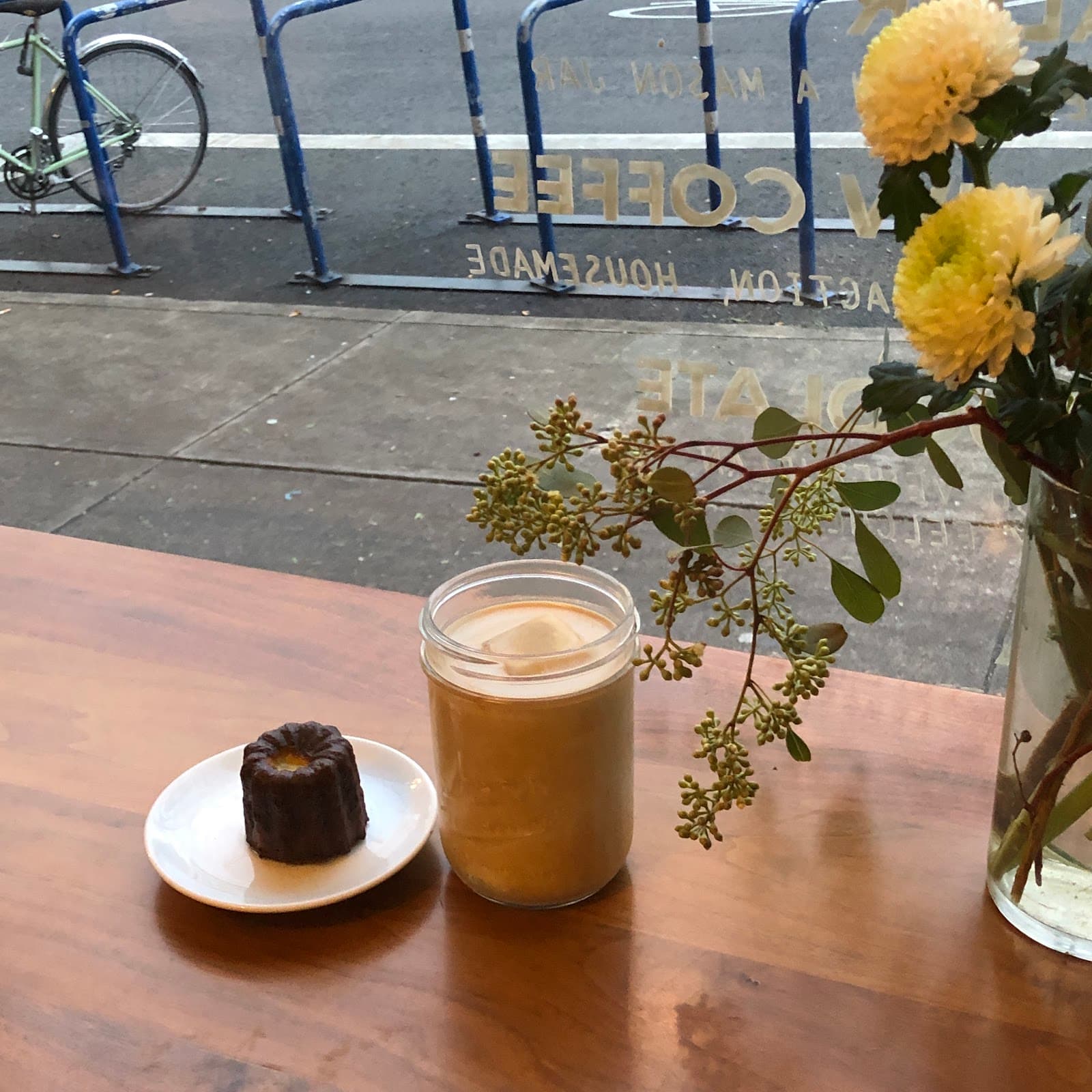 Courier Coffee specialty coffee shop in Portland - photo 6