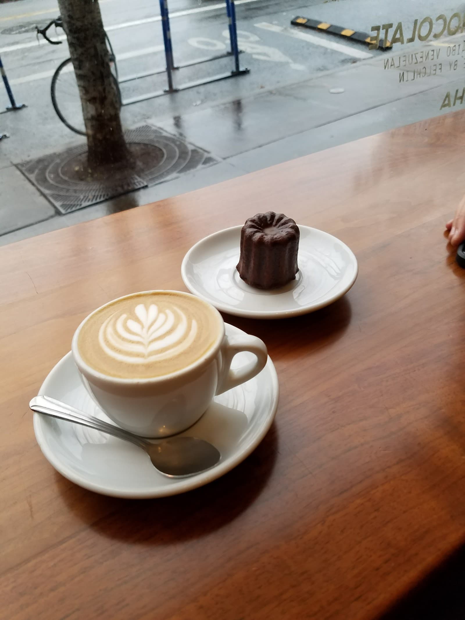 Courier Coffee - specialty coffee shop in Downtown Portland