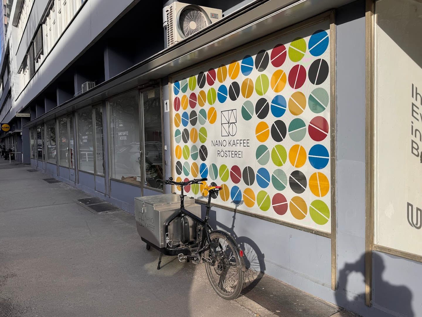 NANO KAFFEE - specialty coffee shop in Bezirk Friedrichshain-Kreuzberg