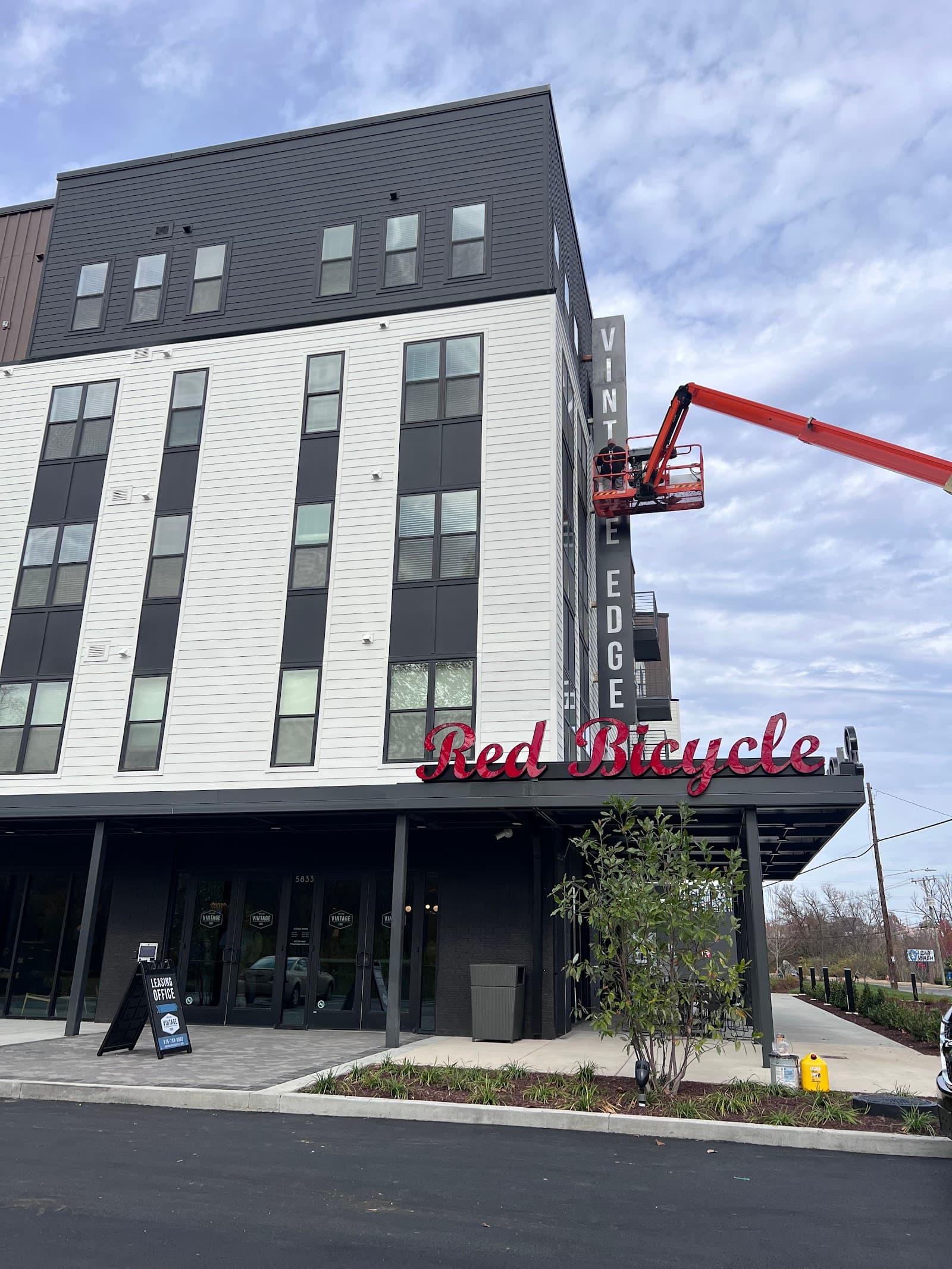 Red Bicycle Coffee & Crepes - specialty coffee shop in Knolls