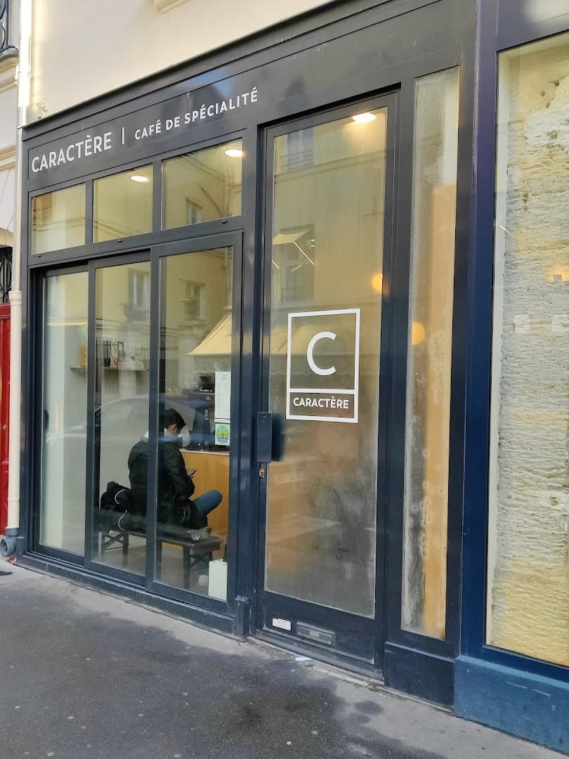 Café Caractère - specialty coffee shop in Paris