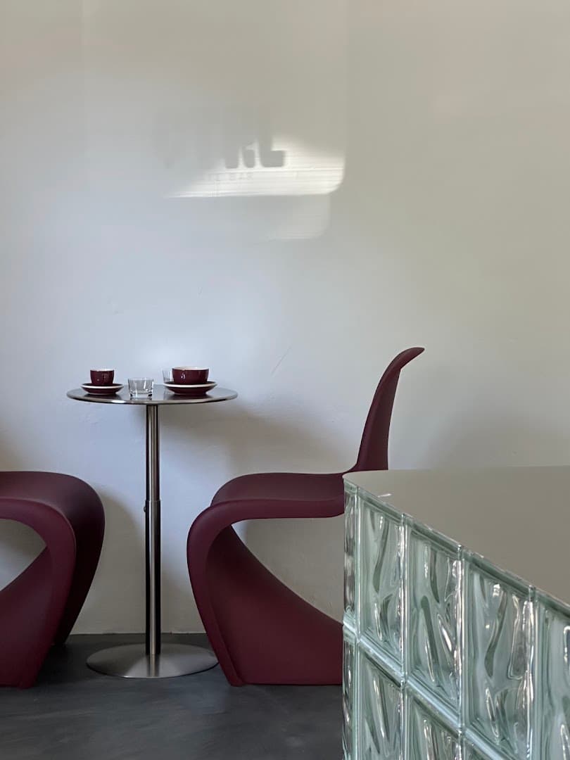 Interior of CTRL Cafe Bar, specialty coffee shop in Zurich