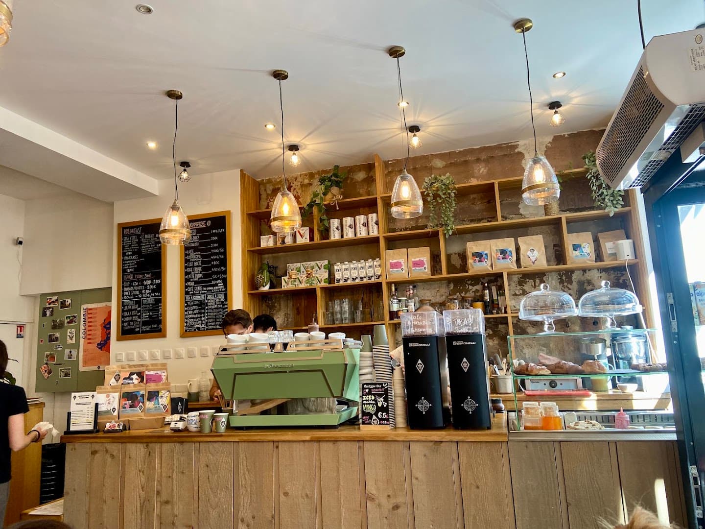 La Compagnie du Café — specialty coffee in Paris