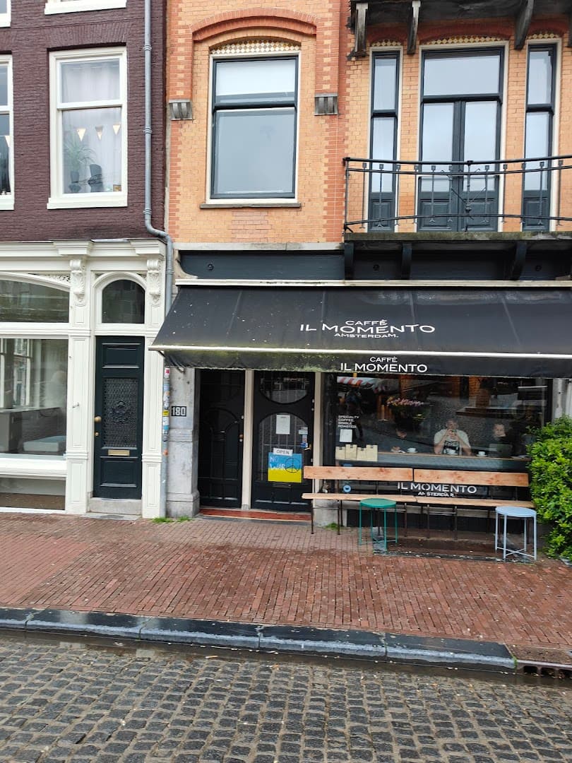 Caffè il Momento - specialty coffee shop in Amsterdam