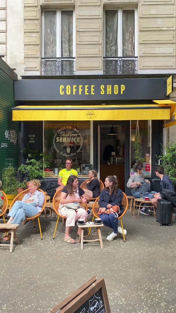 Station Service Batignolles - specialty coffee shop in Paris