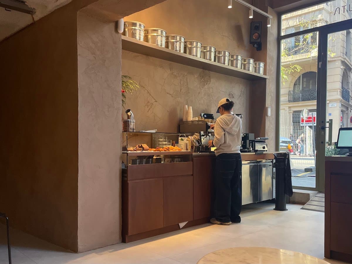 Amauta Coffee Bar: Travessera de Gràcia specialty coffee shop in Barcelona - photo 6