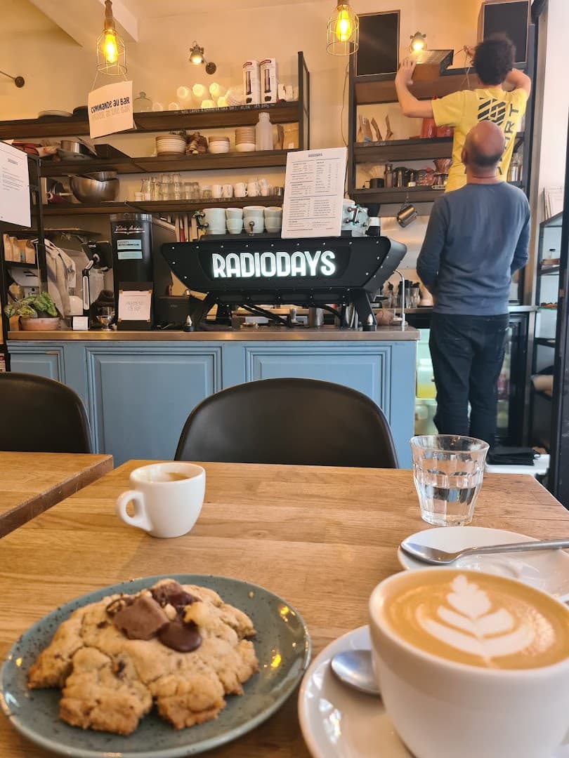 Radiodays - specialty coffee shop in Paris