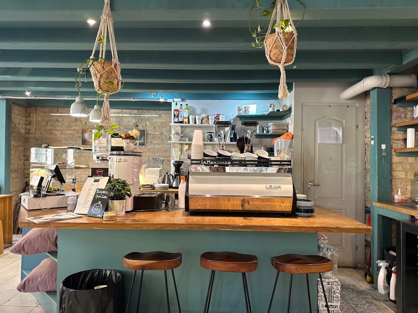 Anton specialty coffee shop in Budapest - photo 6