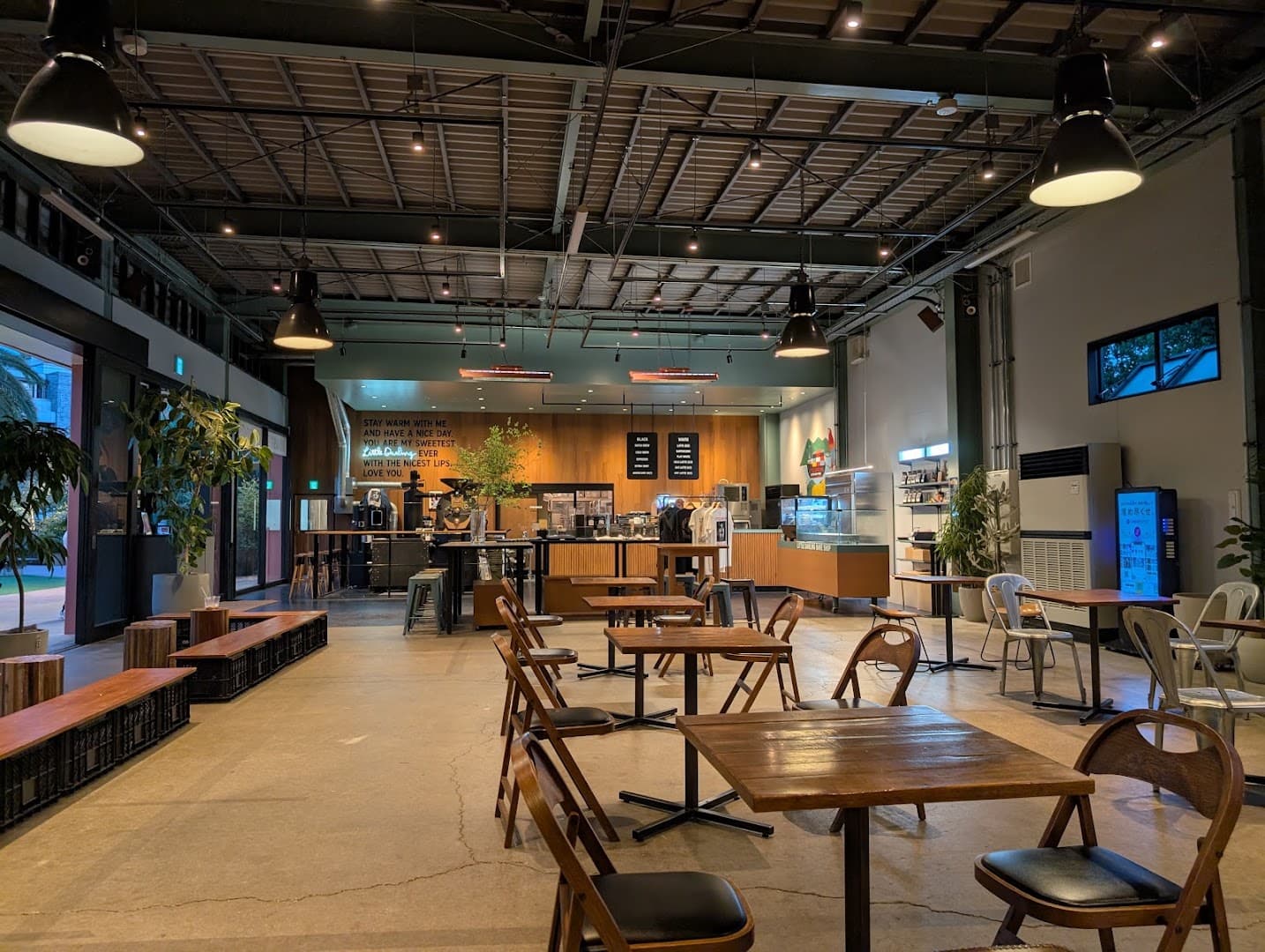Little Darling Coffee Roasters - specialty coffee shop in Tokyo