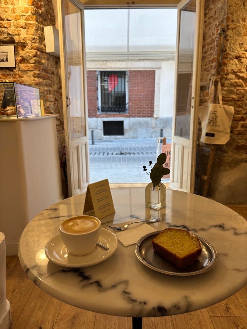 FELIZ COFFEE TO GO - specialty coffee shop in Madrid