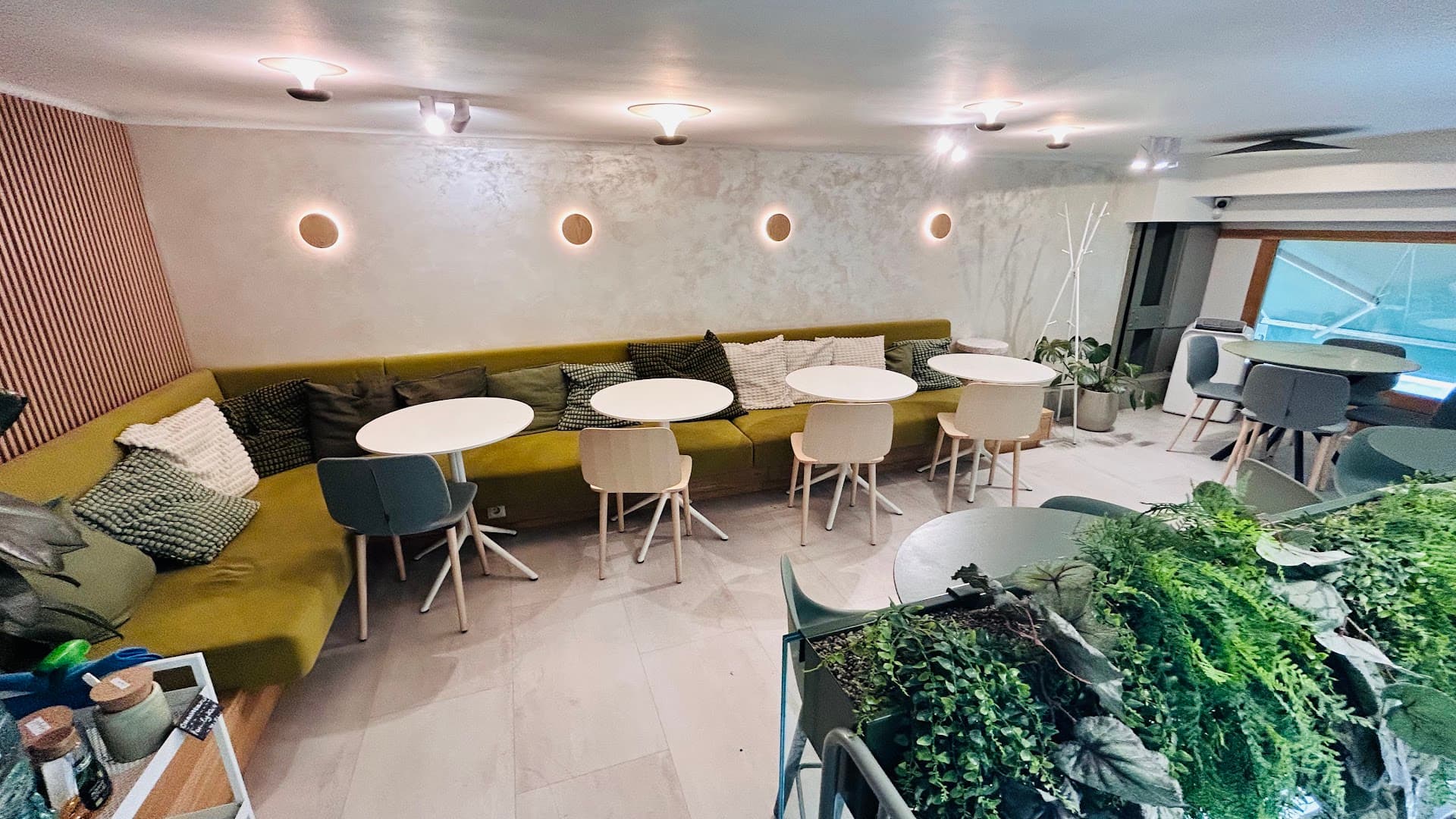 Ohana - the coffee family specialty coffee shop in Budapest - photo 6