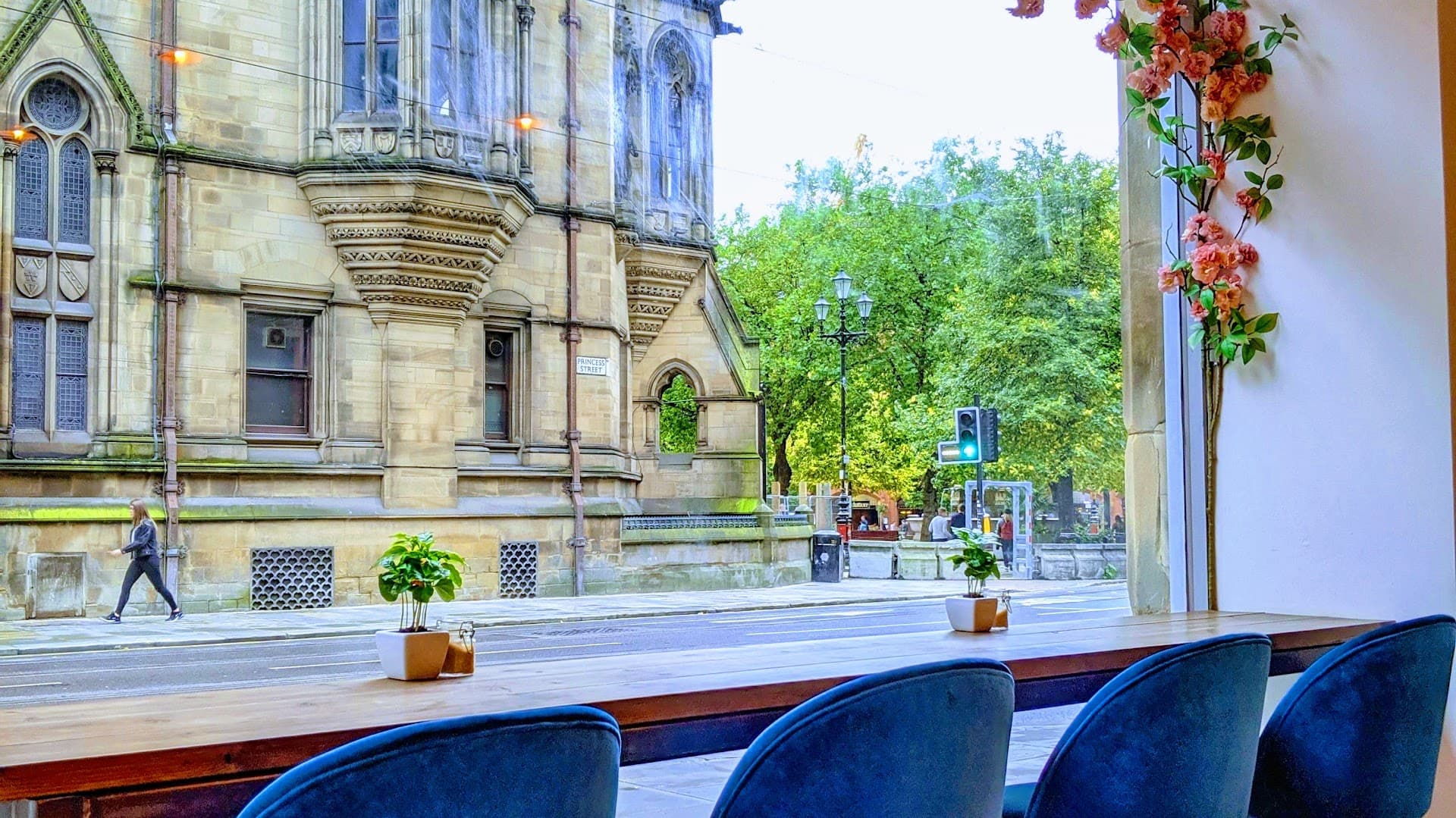 Interior of HAMPTON & VOÚIS, specialty coffee shop in Manchester