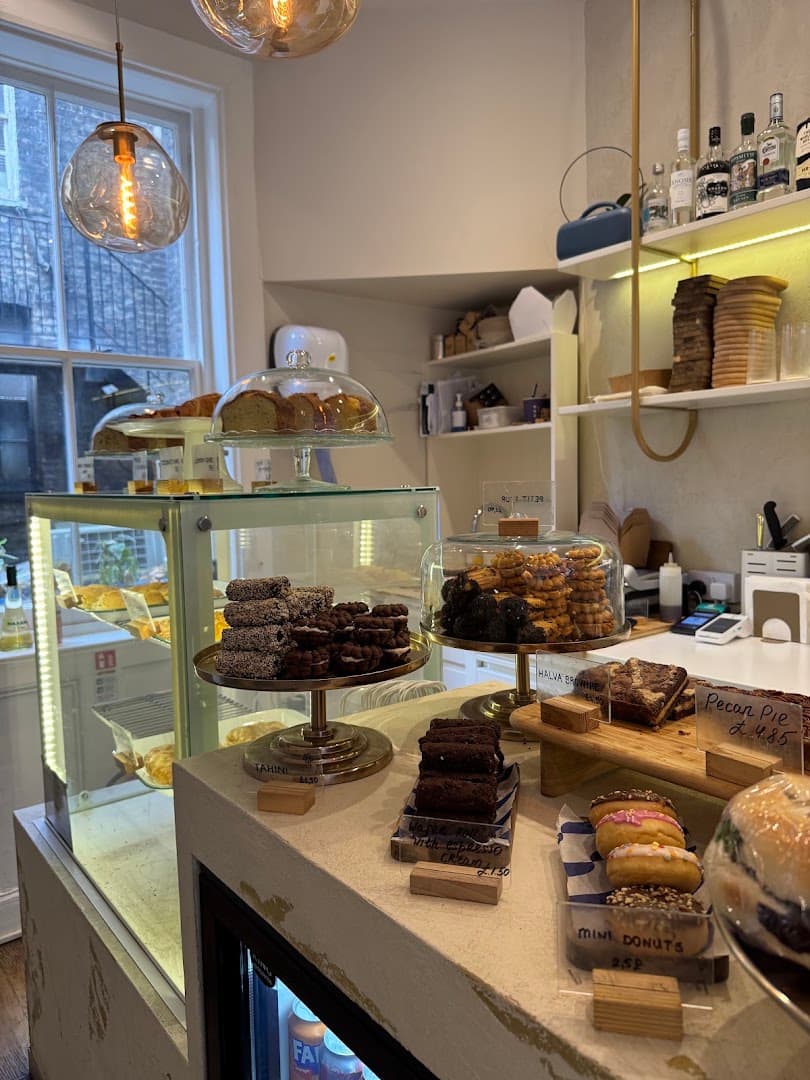 Chill House Coffee Shop - specialty coffee shop in London