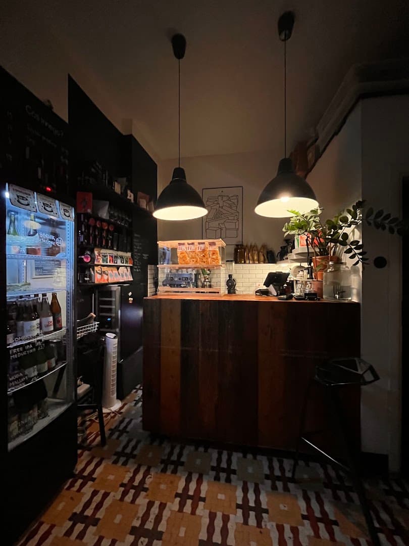 Interior of Moko, specialty coffee shop in Warsaw