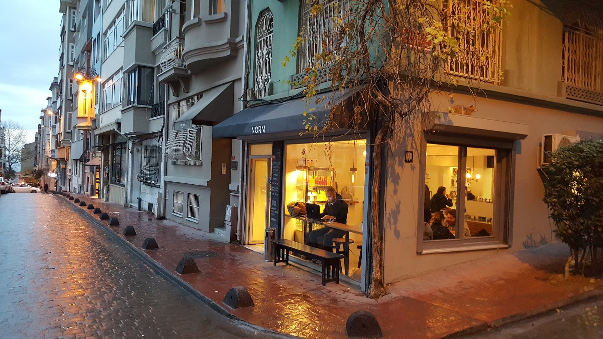 Norm Coffee specialty coffee shop in Istanbul - photo 3