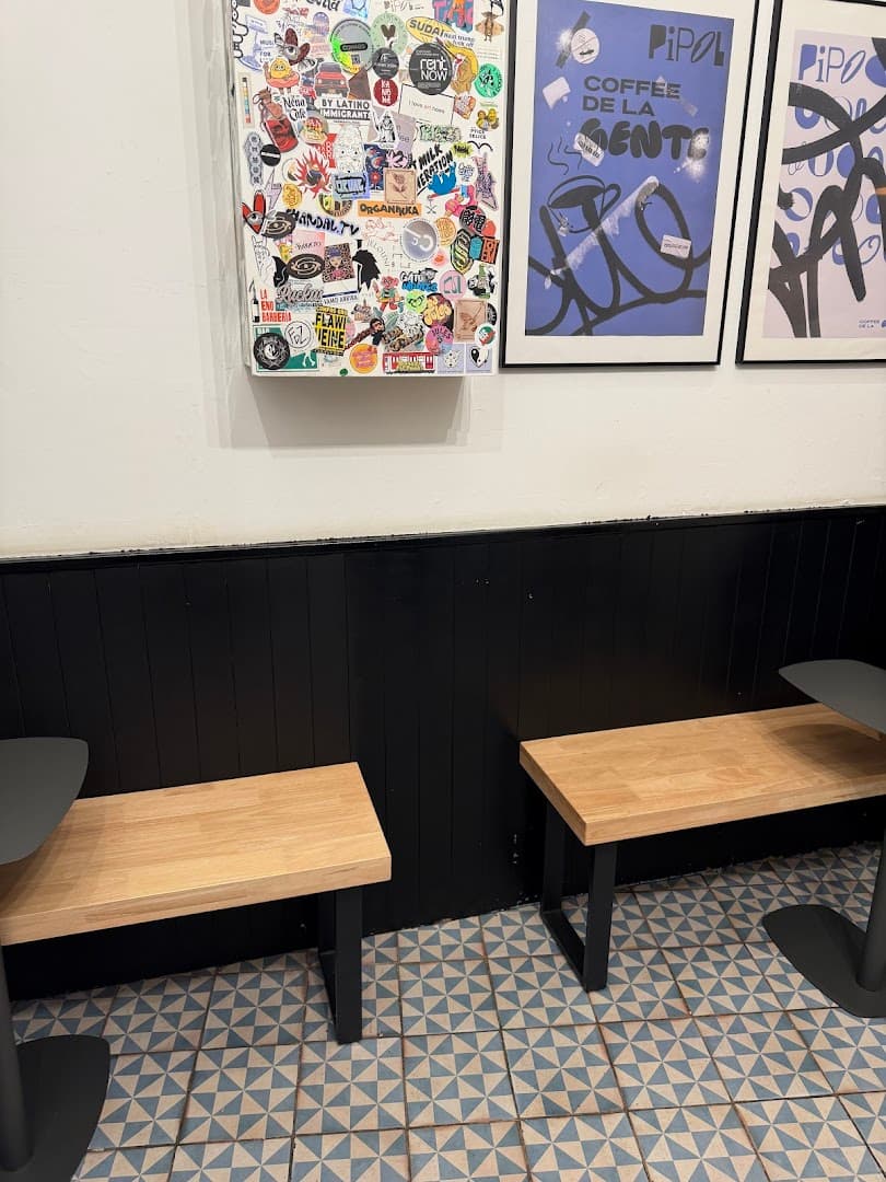 Pipol Coffee specialty coffee shop in Barcelona - photo 6