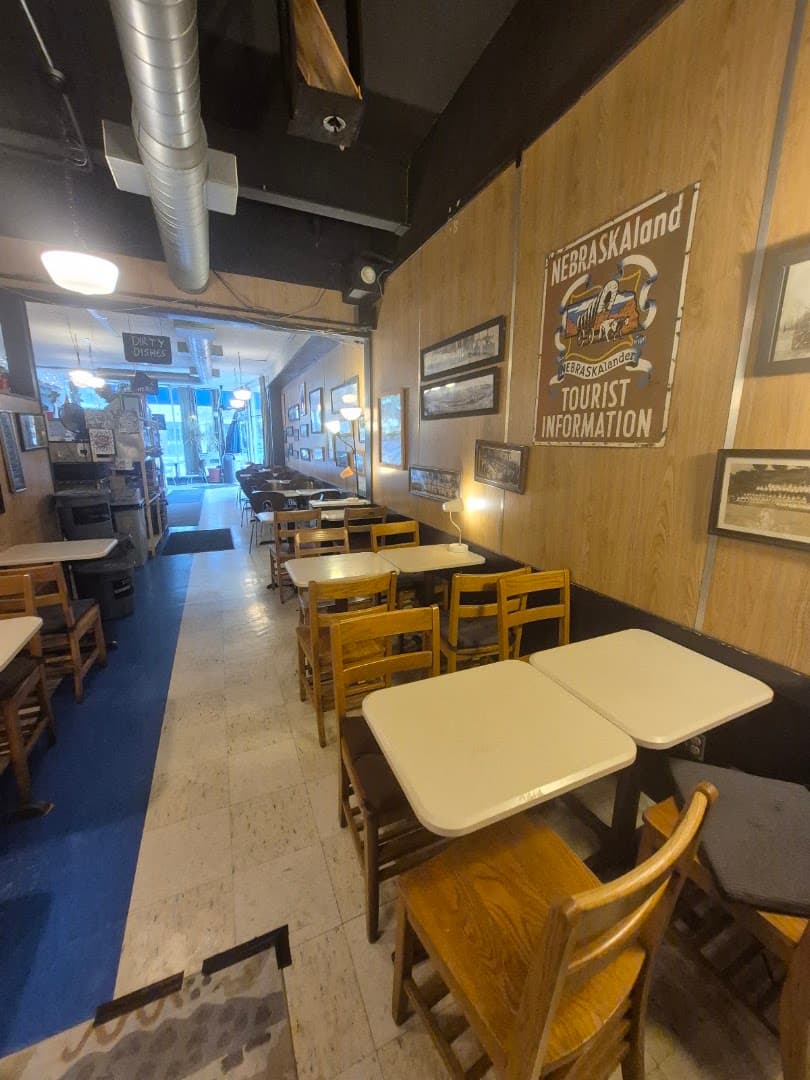 Blue Line Coffee - specialty coffee shop in Dundee