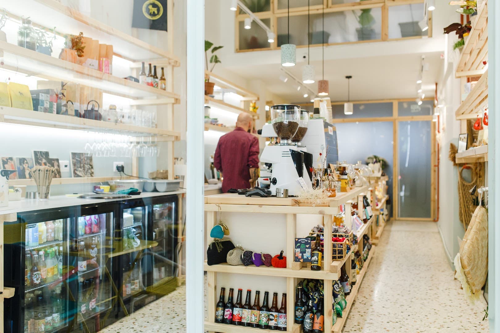 Interior of Santo Belto, specialty coffee shop in Athens