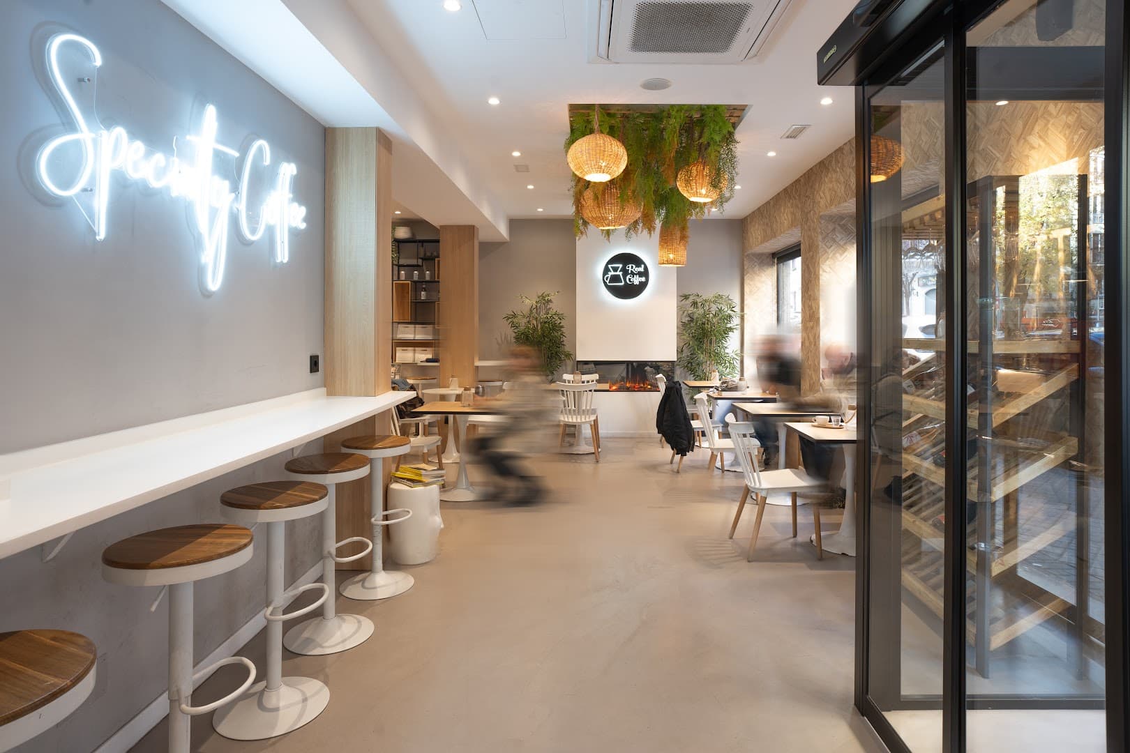 Real Coffee - Brunch en Chamberí Madrid - specialty coffee shop in Madrid
