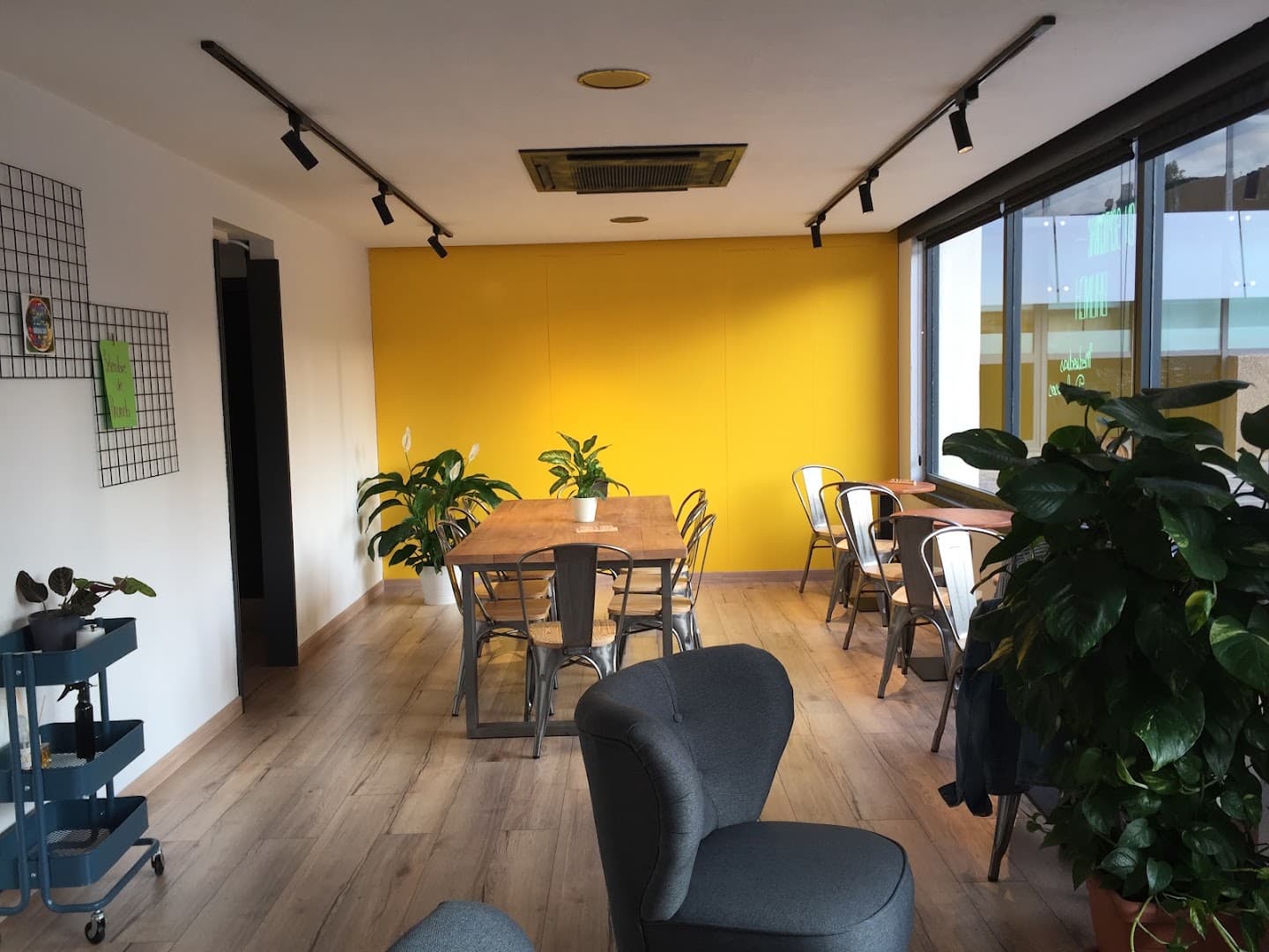 Cups & Coffee - specialty coffee shop in Barcelona