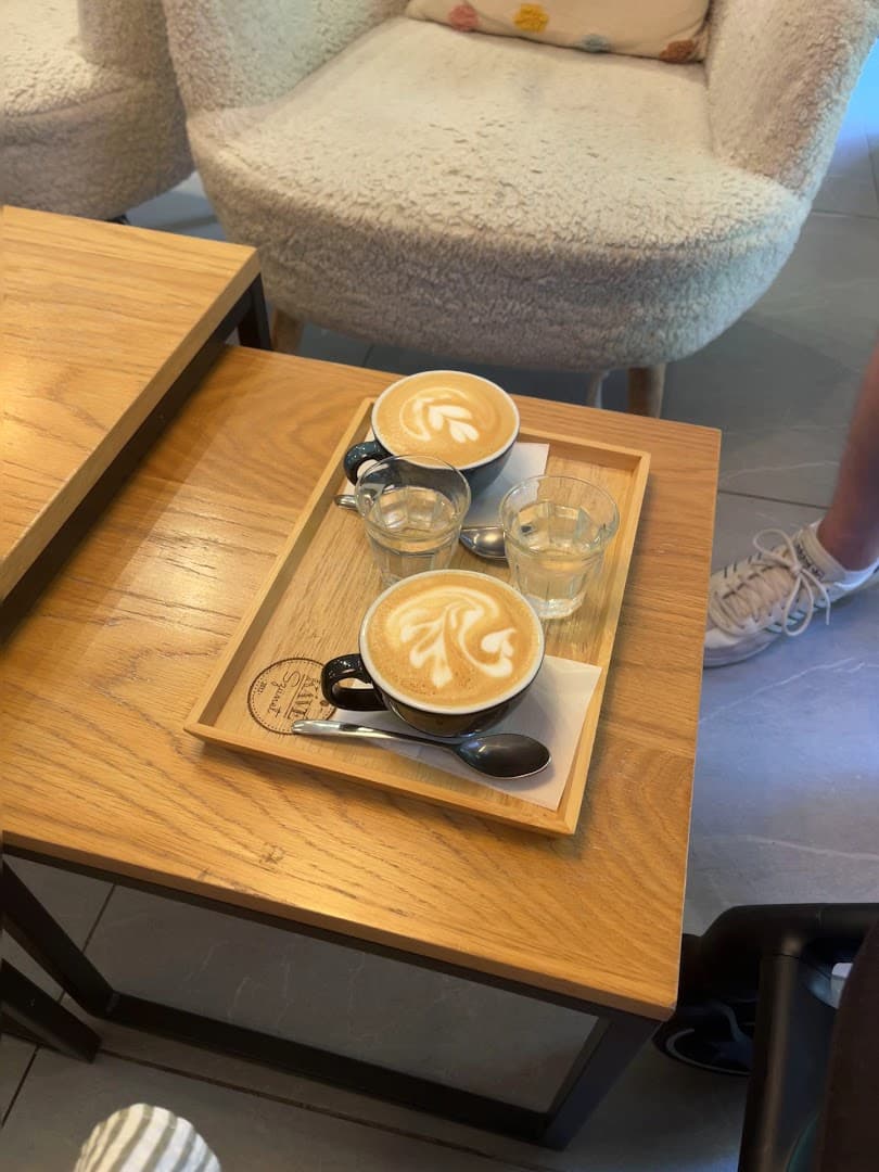 Kávé/Szünet - specialty coffee shop in Budapest