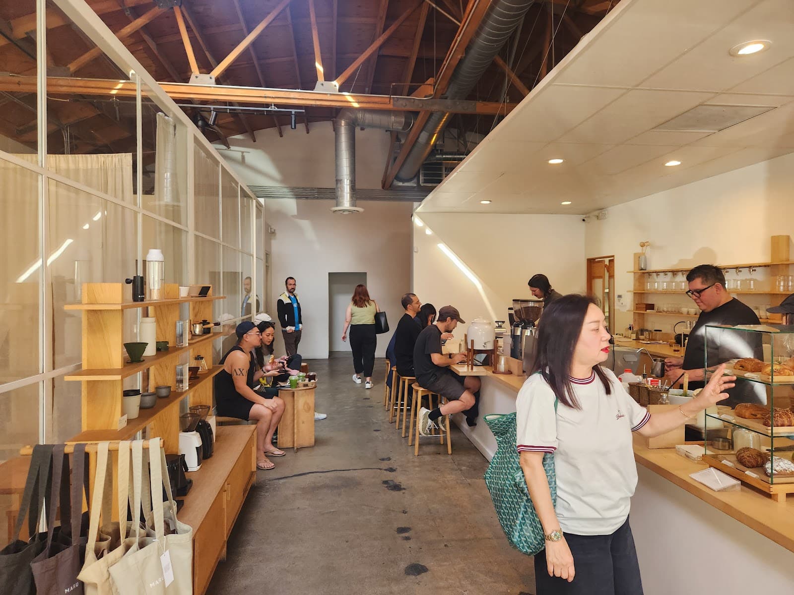 Maru Coffee specialty coffee shop in Los Angeles - photo 6