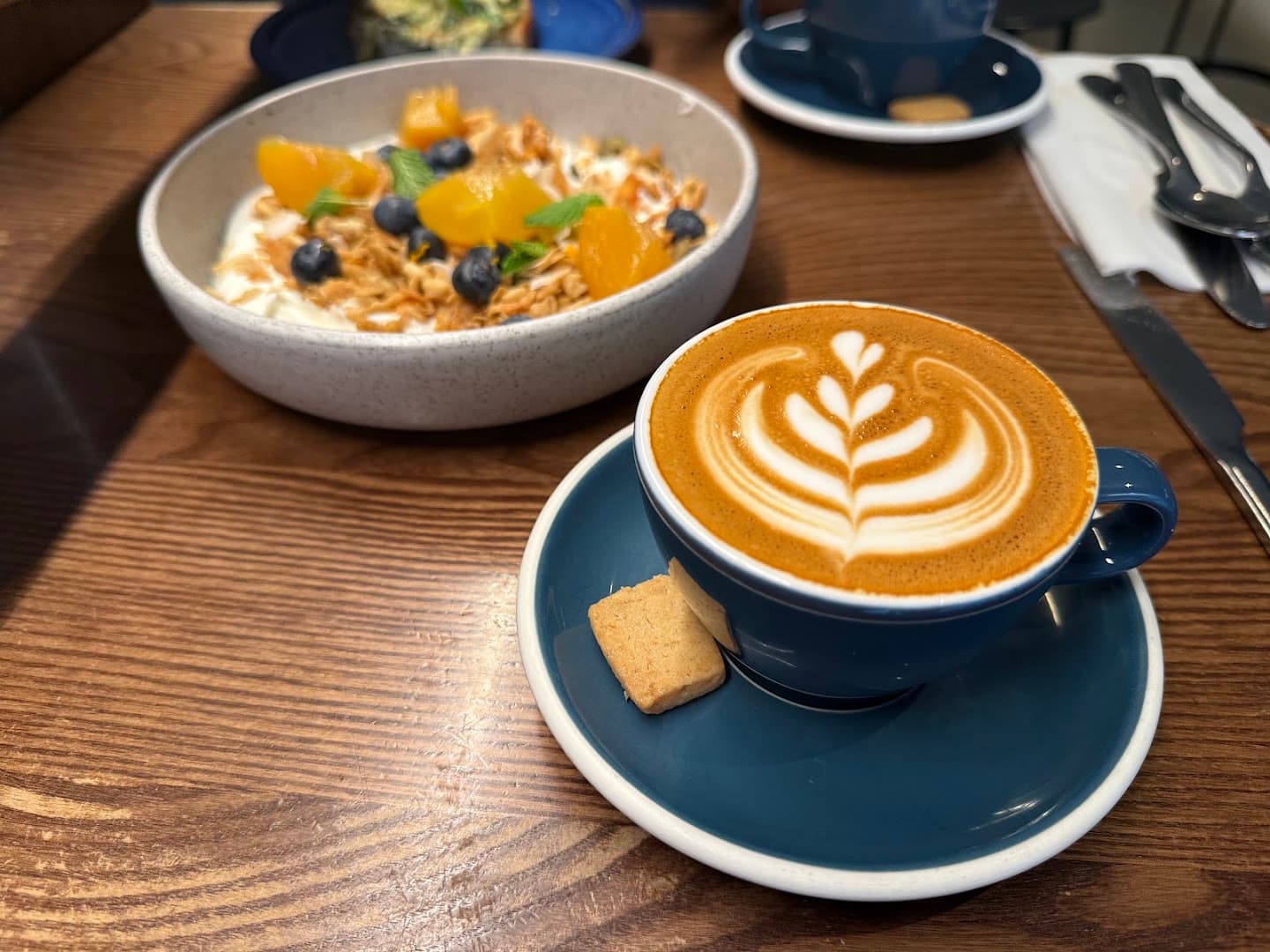 Coffee at Little Collins, specialty coffee shop in New York