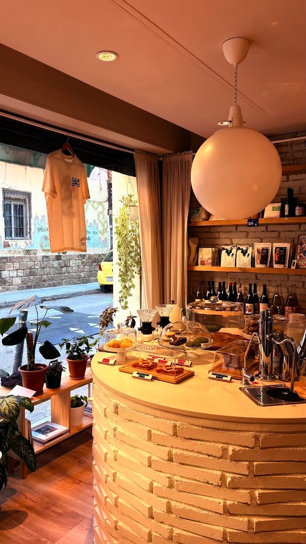Sula Espai - specialty coffee shop in Sants-Montjuïc