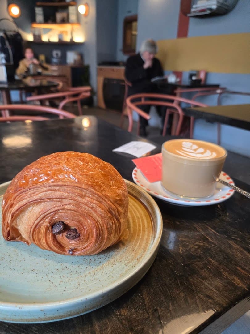 Cafezal Brunch & Specialty Coffee Hub - specialty coffee shop in Milan