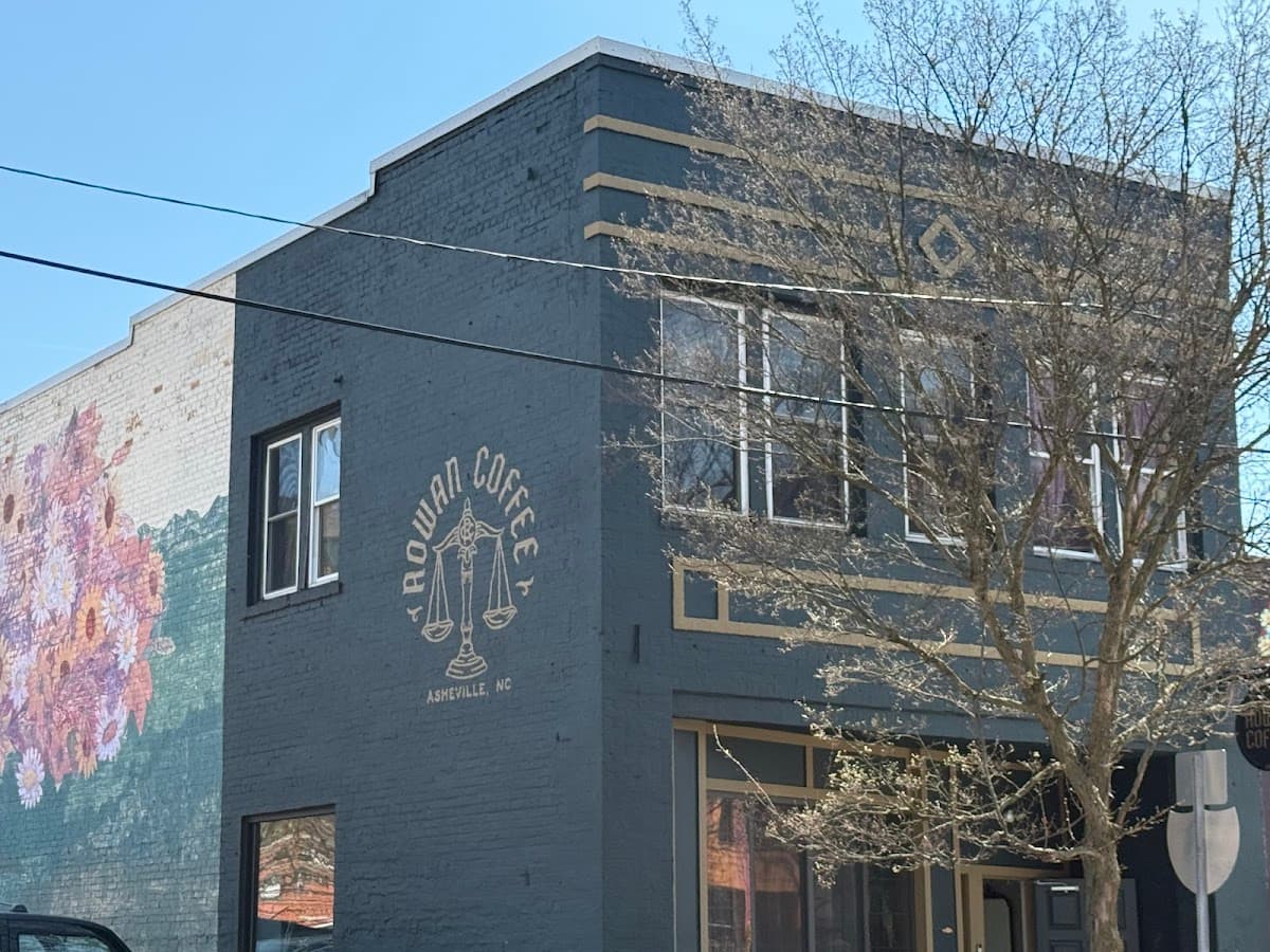 Rowan Coffee - specialty coffee shop in Downtown