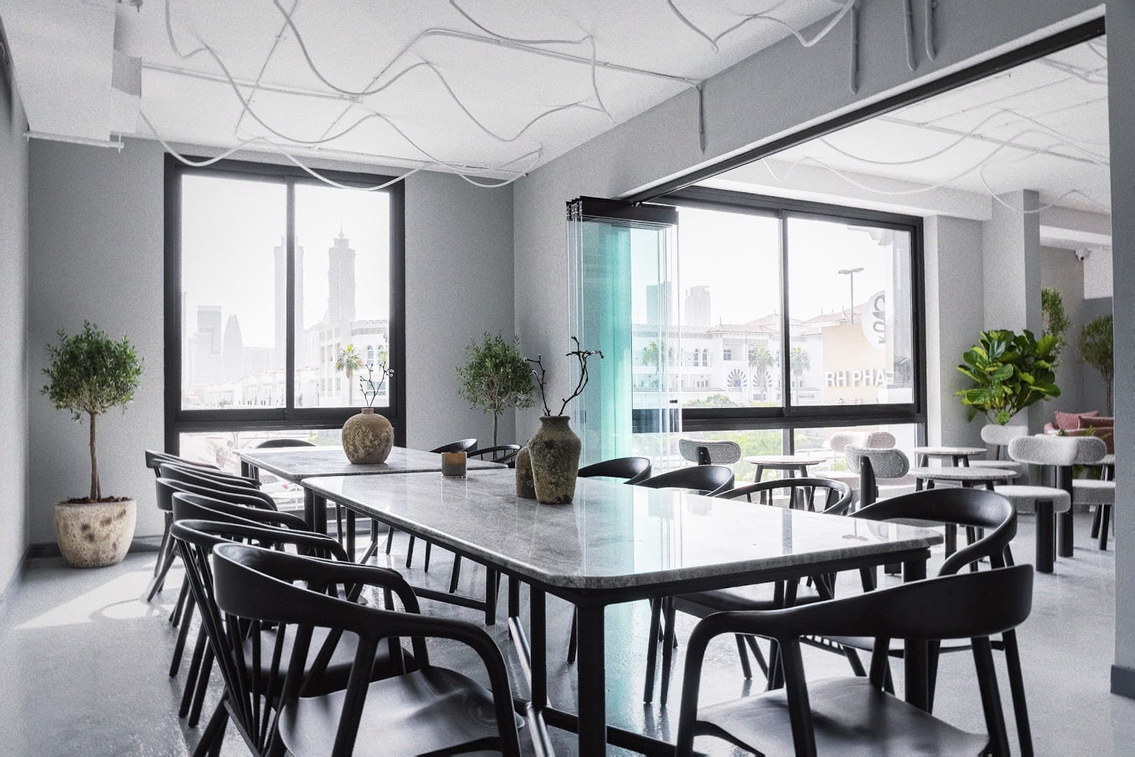 Roasters Specialty Coffee House Al Wasl - specialty coffee shop in Dubai