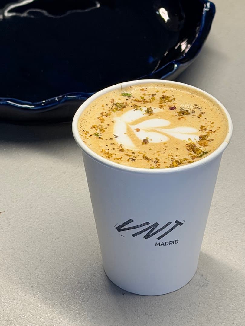 VNT coffee gallery & events space - specialty coffee shop in Madrid