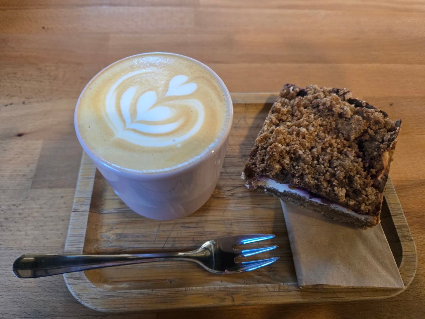 Mugshot Coffee - specialty coffee shop in Prague