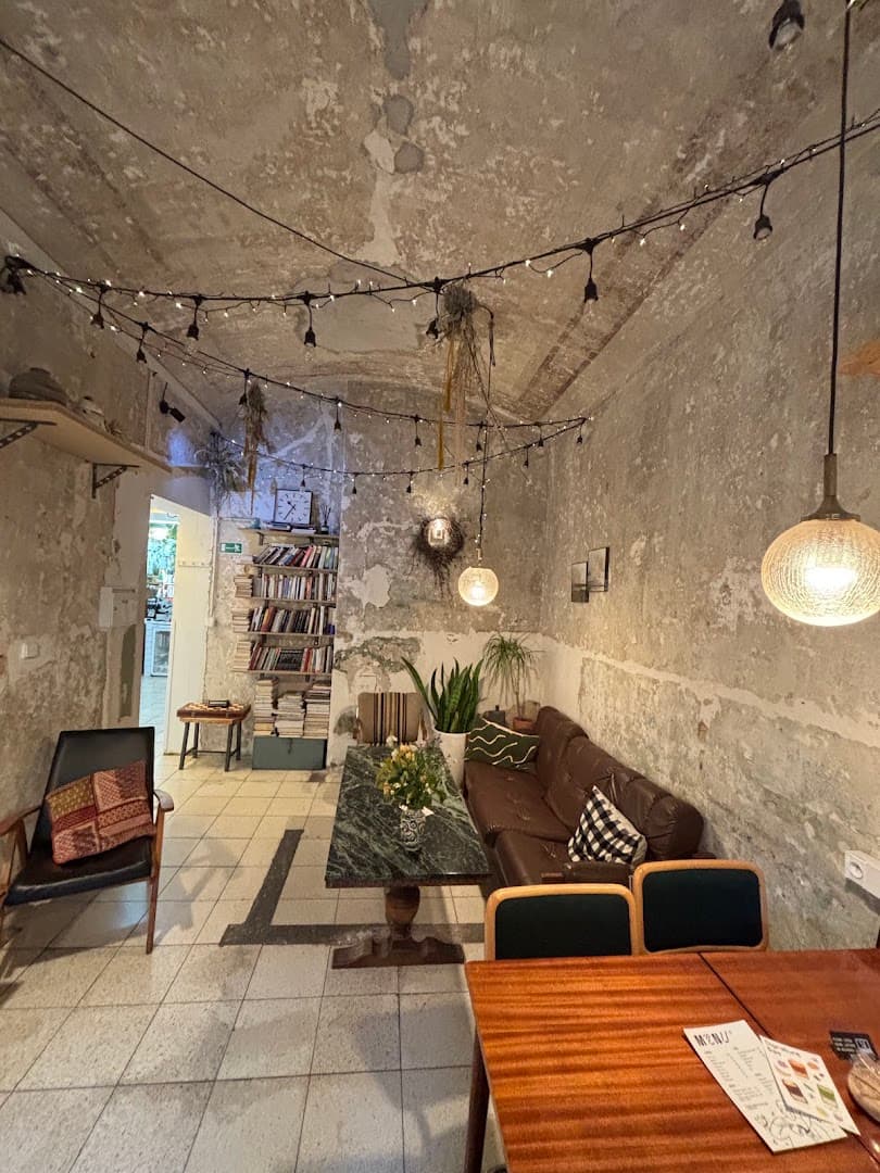 format.coffee - specialty coffee shop in Prague