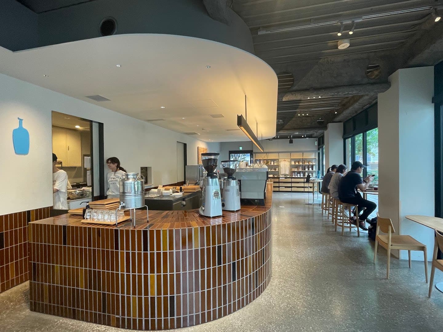 Blue Bottle Coffee - Shibuya Cafe - specialty coffee shop in Tokyo